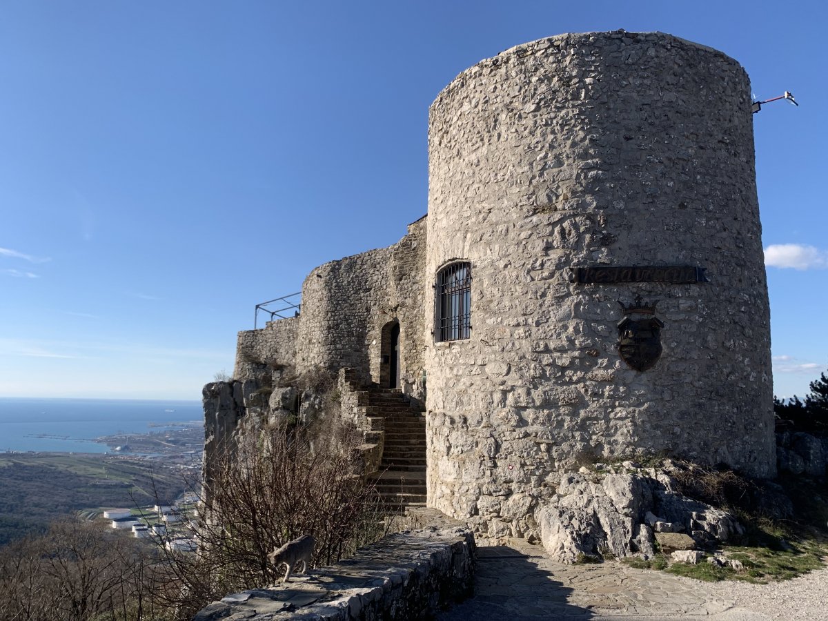 Socerb Castello is a rare Venetian castle with stunning views over the Bay of Trieste..