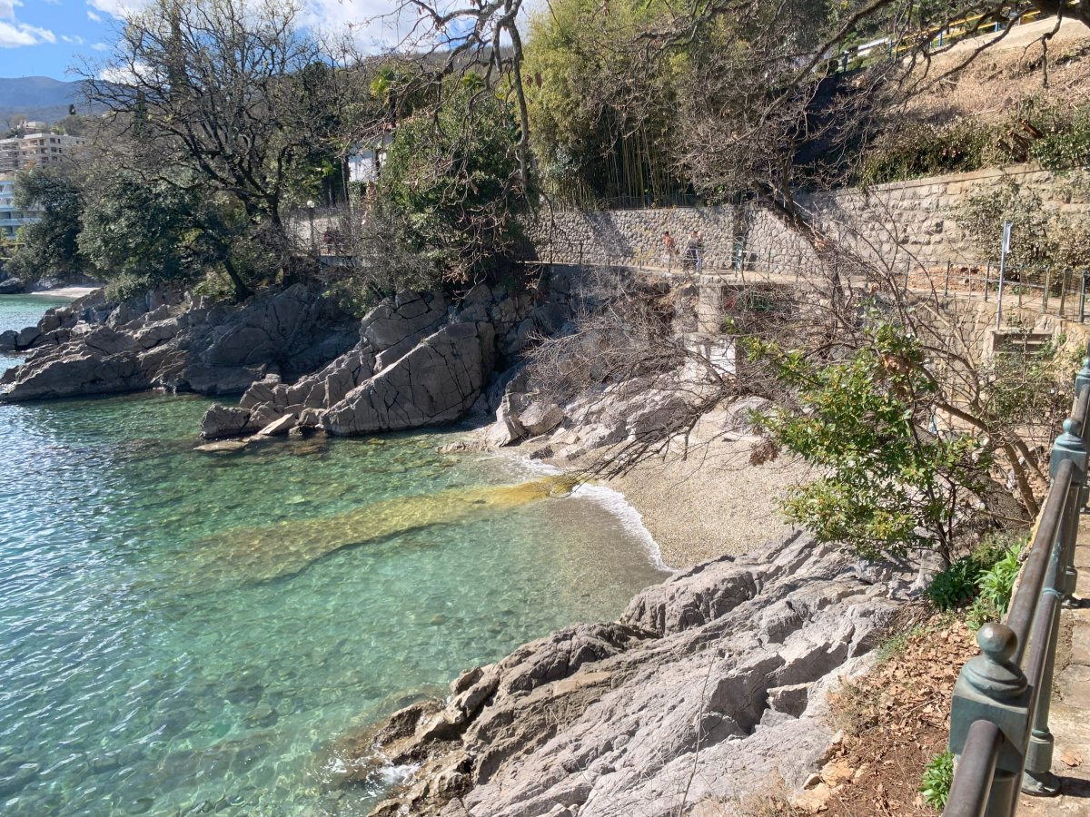 Not sure this beach will look so empty in the summer, but we prefer to enjoy Opatija off peak..