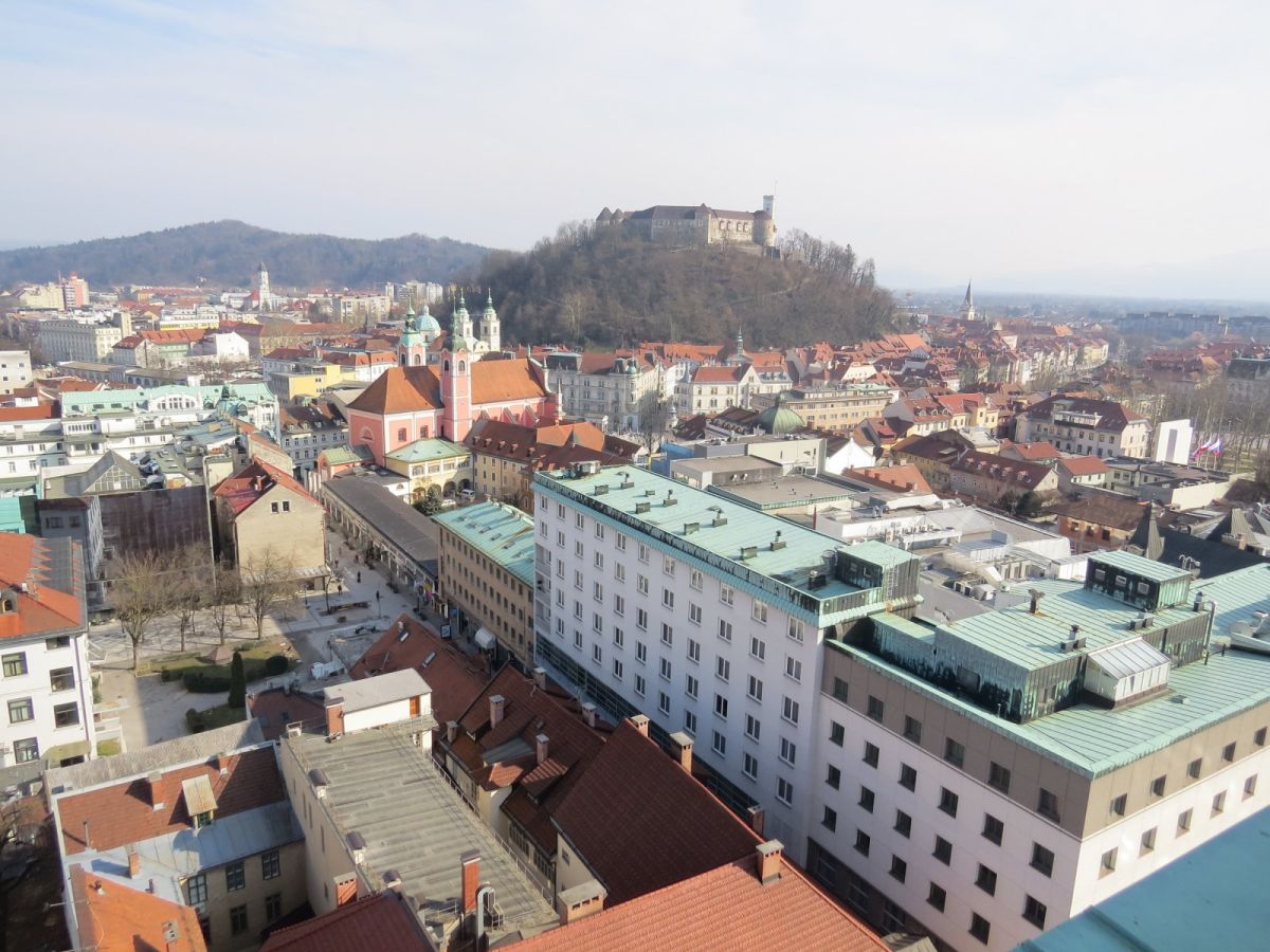vista across Ljubljana to the castle from the terrace of the Neboticnik tower.. vista across Ljubljana to the castle from the terrace of the Neboticnik tower..