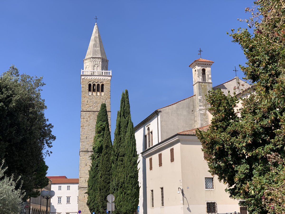 the Venetian Koper tower is an absolute beauty.. the Venetian Koper tower is an absolute beauty..