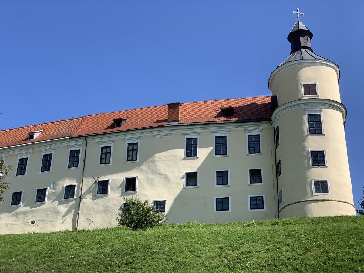 this was the castle at Big Sunday, Velika Nedelija, near to Ormoz given to the Knights of the Templar.. this was the castle at Big Sunday, Velika Nedelija, near to Ormoz given to the Knights of the Templar..