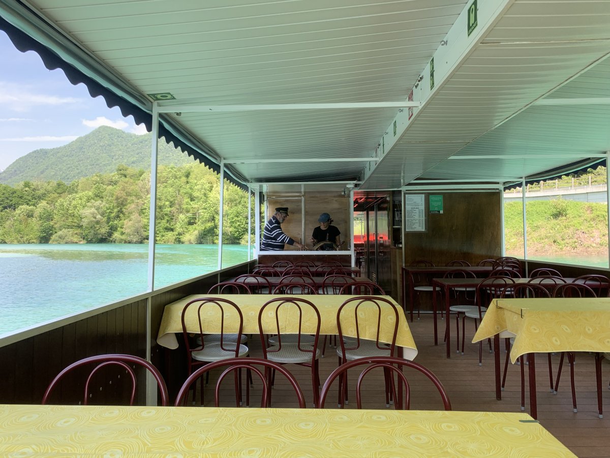 take the paddle steamer along the Most na Soci lake..