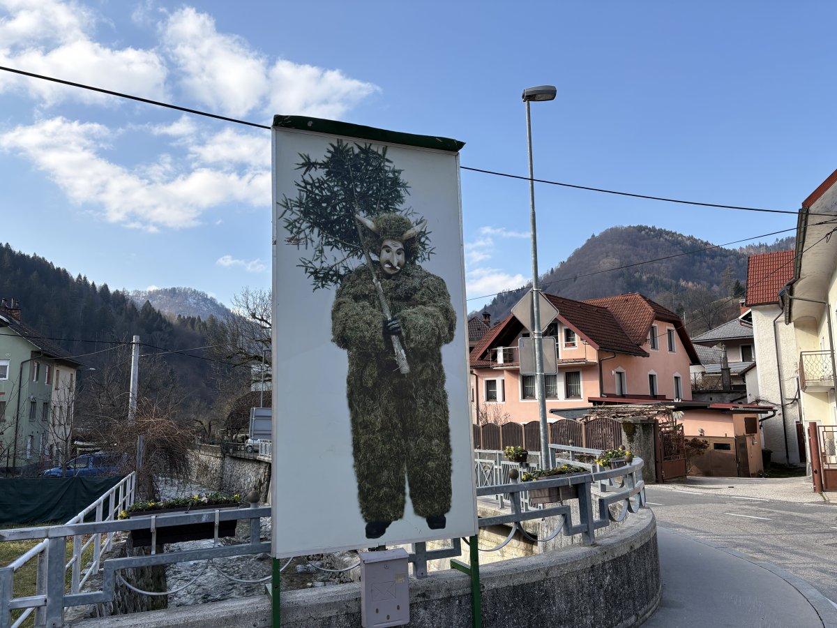 This is the only sign in the centre of the village to warn you that PUST is coming.. This is the only sign in the centre of the village to warn you that PUST is coming..